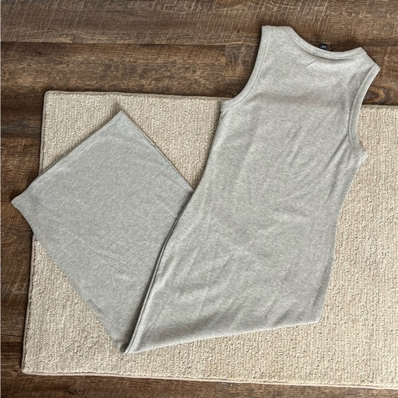 Forever 21 Gray Maxi Dress - Size Medium - Picture 5 of 7
